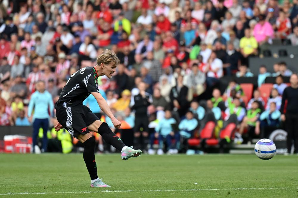 这中场的稳，是球队的命