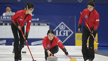 粤港澳逾300名青少年空手道选手同台竞技