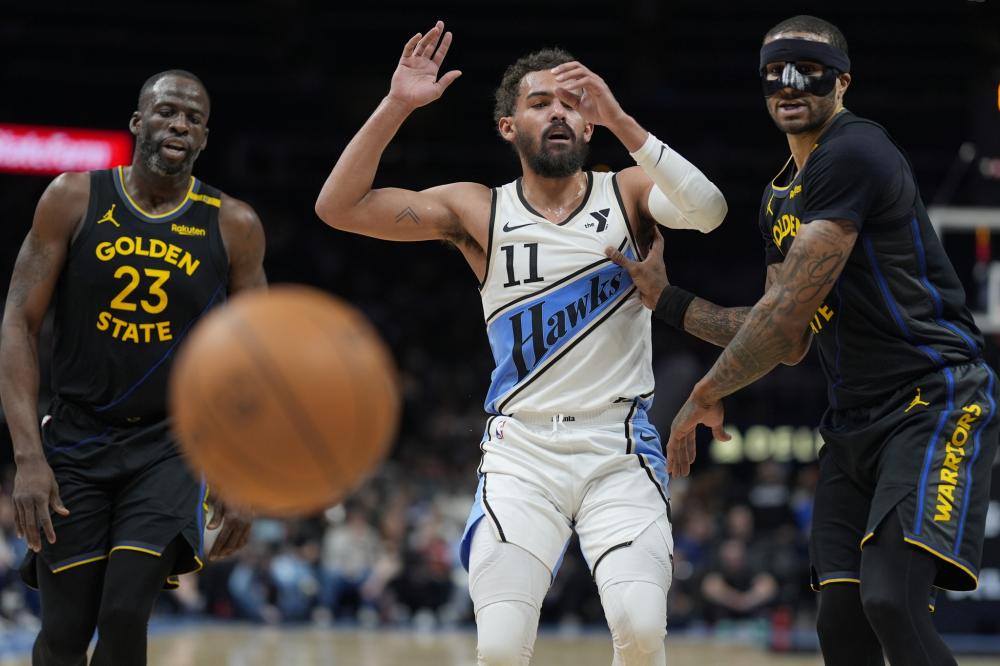 记者：阿隆索未进更衣室，卡瓦哈尔批裁判反被回呛是荒谬借口